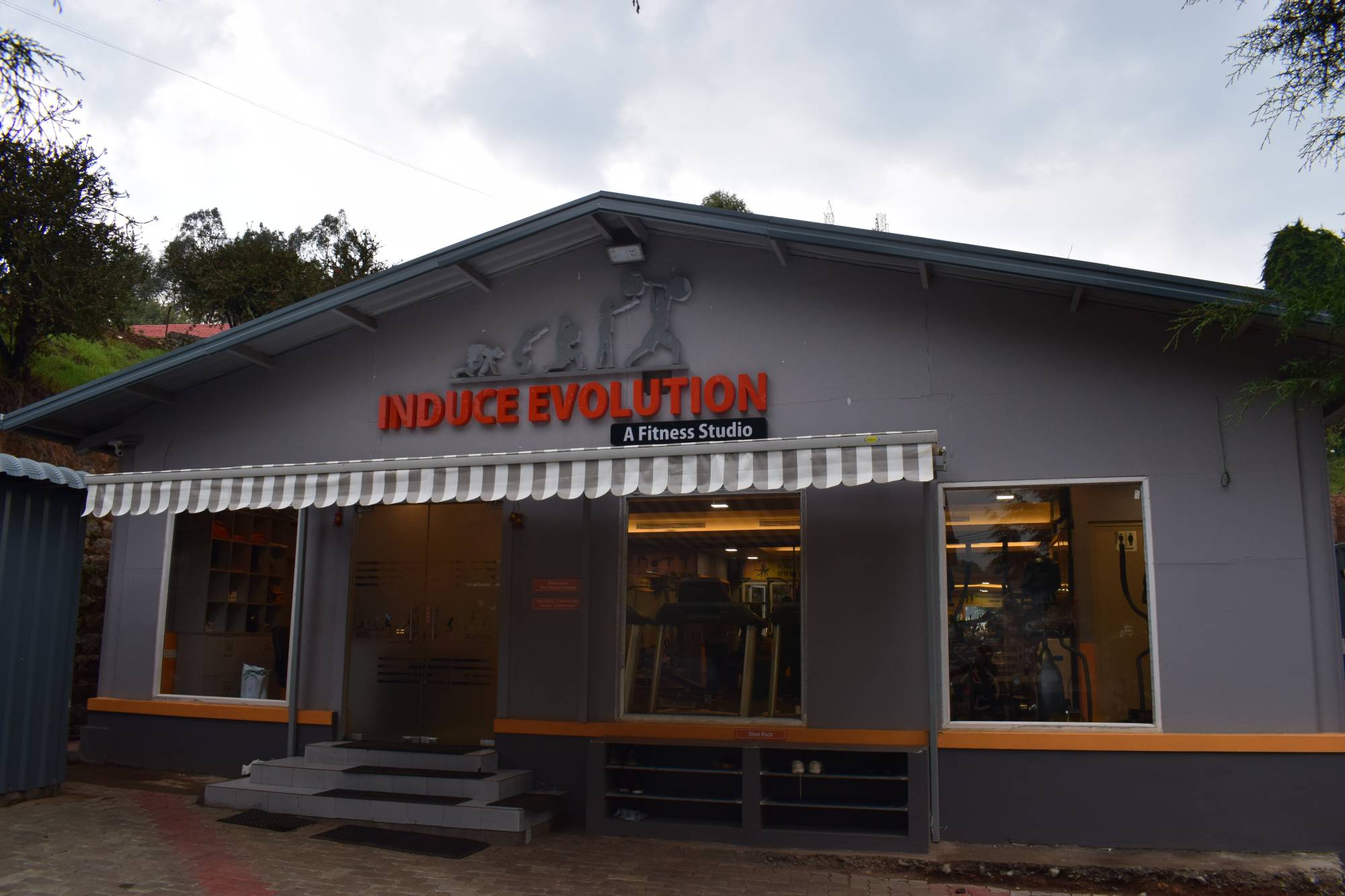 budget fitness studio in sholinganallur
